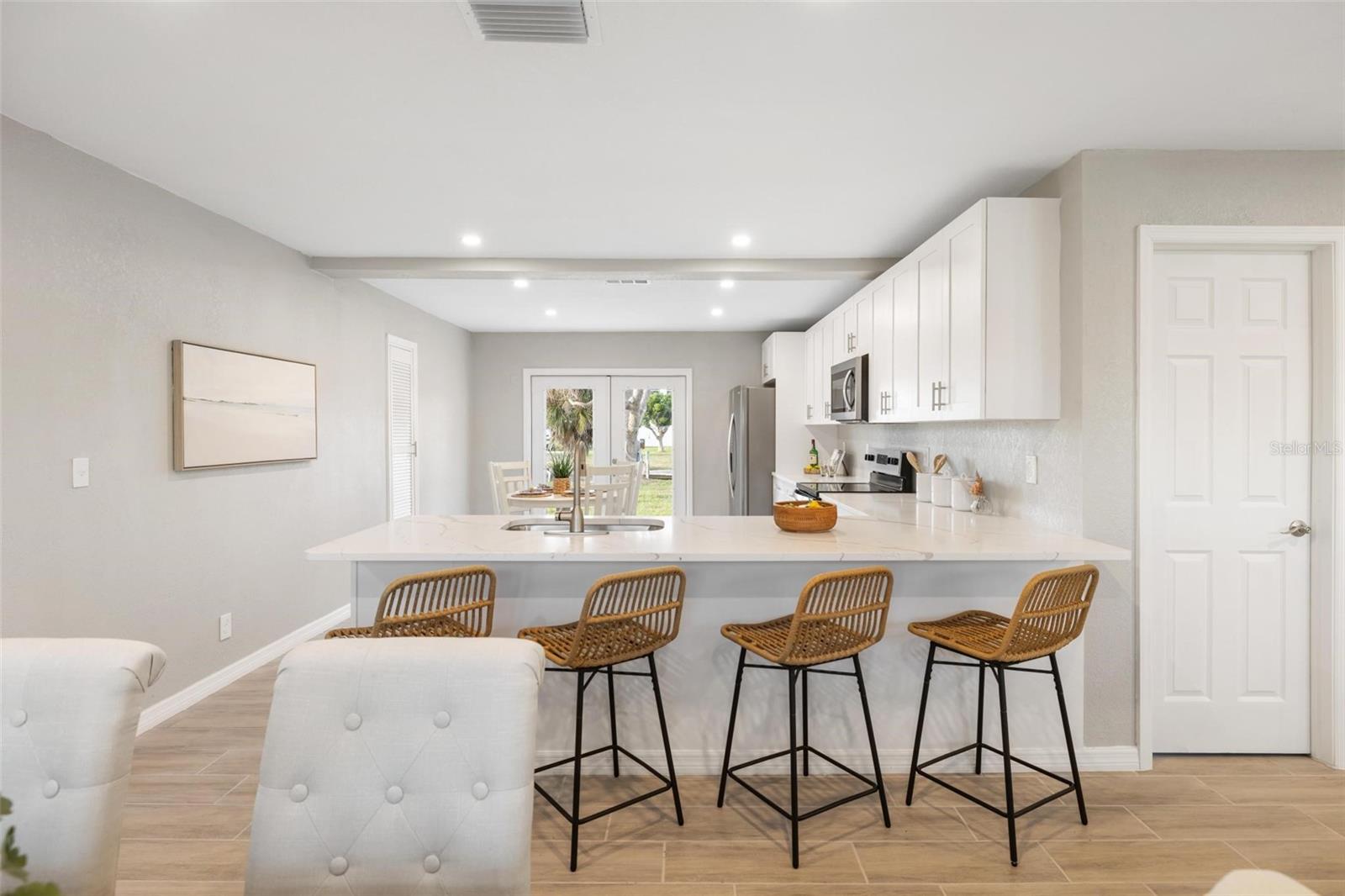 GROVE CITY SHORES - Residential