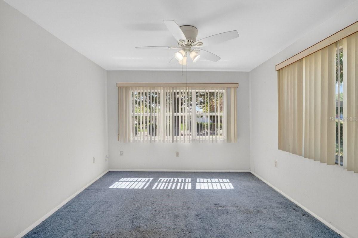 MORRIS C N 21 & 22 15 33 - Residential
