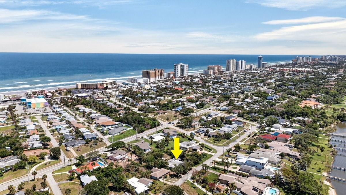 MORRIS C N 21 & 22 15 33 - Residential