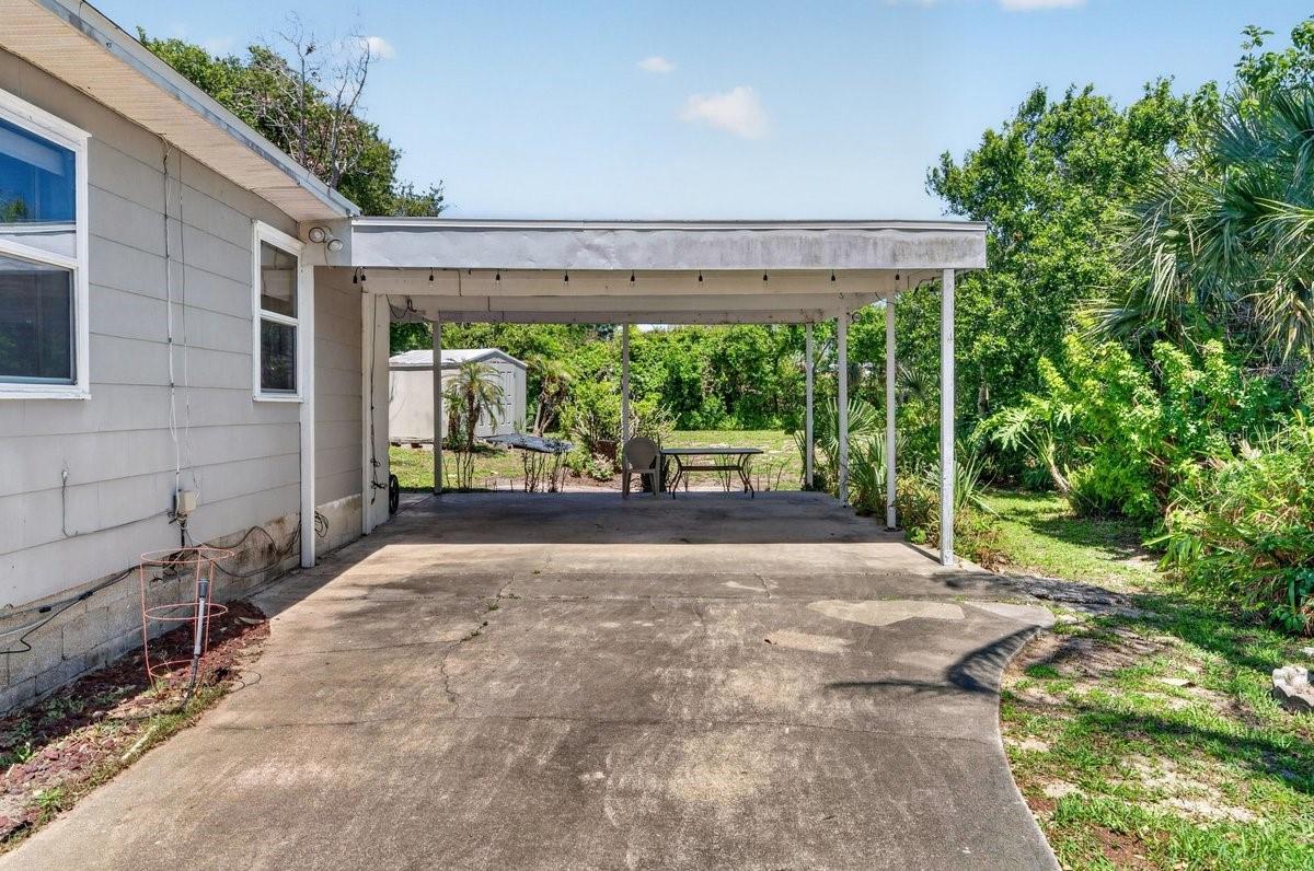 MORRIS C N 21 & 22 15 33 - Residential