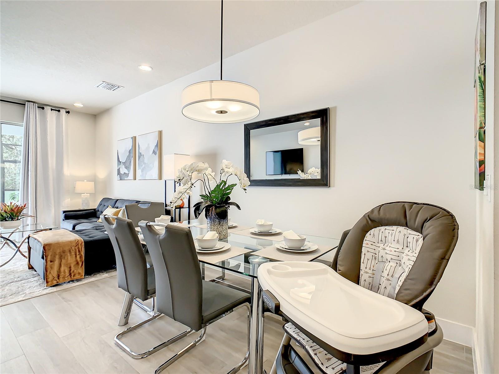 HIDDEN FOREST AT SILVER CREEK - Residential Lease