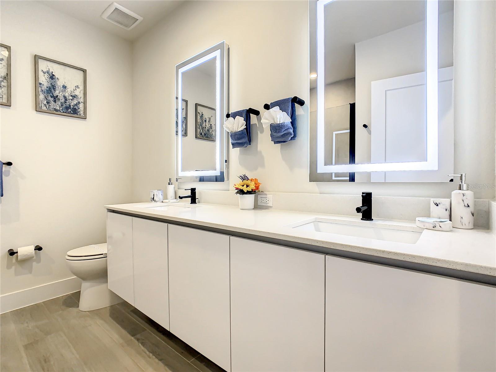 HIDDEN FOREST AT SILVER CREEK - Residential Lease