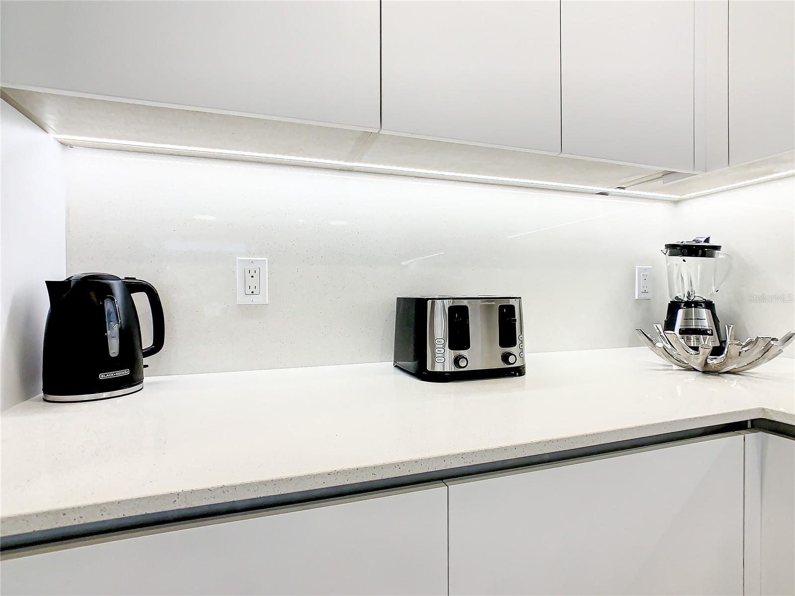 HIDDEN FOREST AT SILVER CREEK - Residential Lease