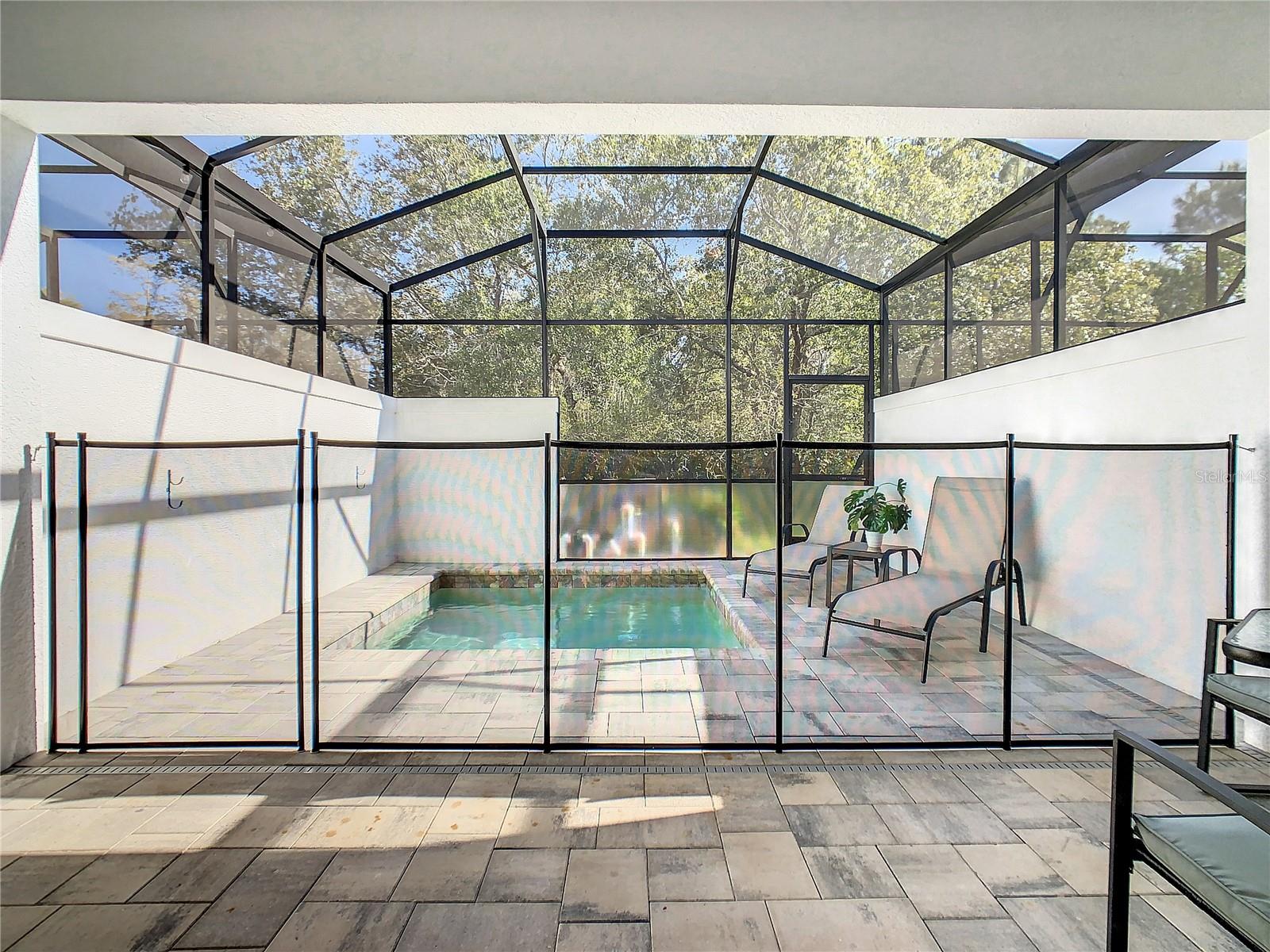 HIDDEN FOREST AT SILVER CREEK - Residential Lease