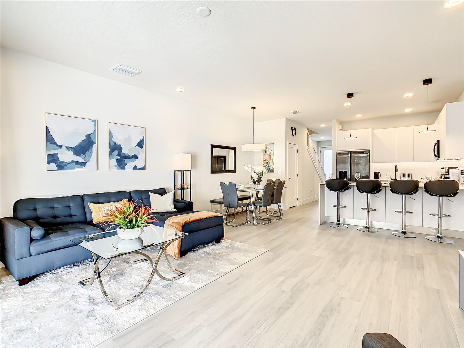 HIDDEN FOREST AT SILVER CREEK - Residential Lease