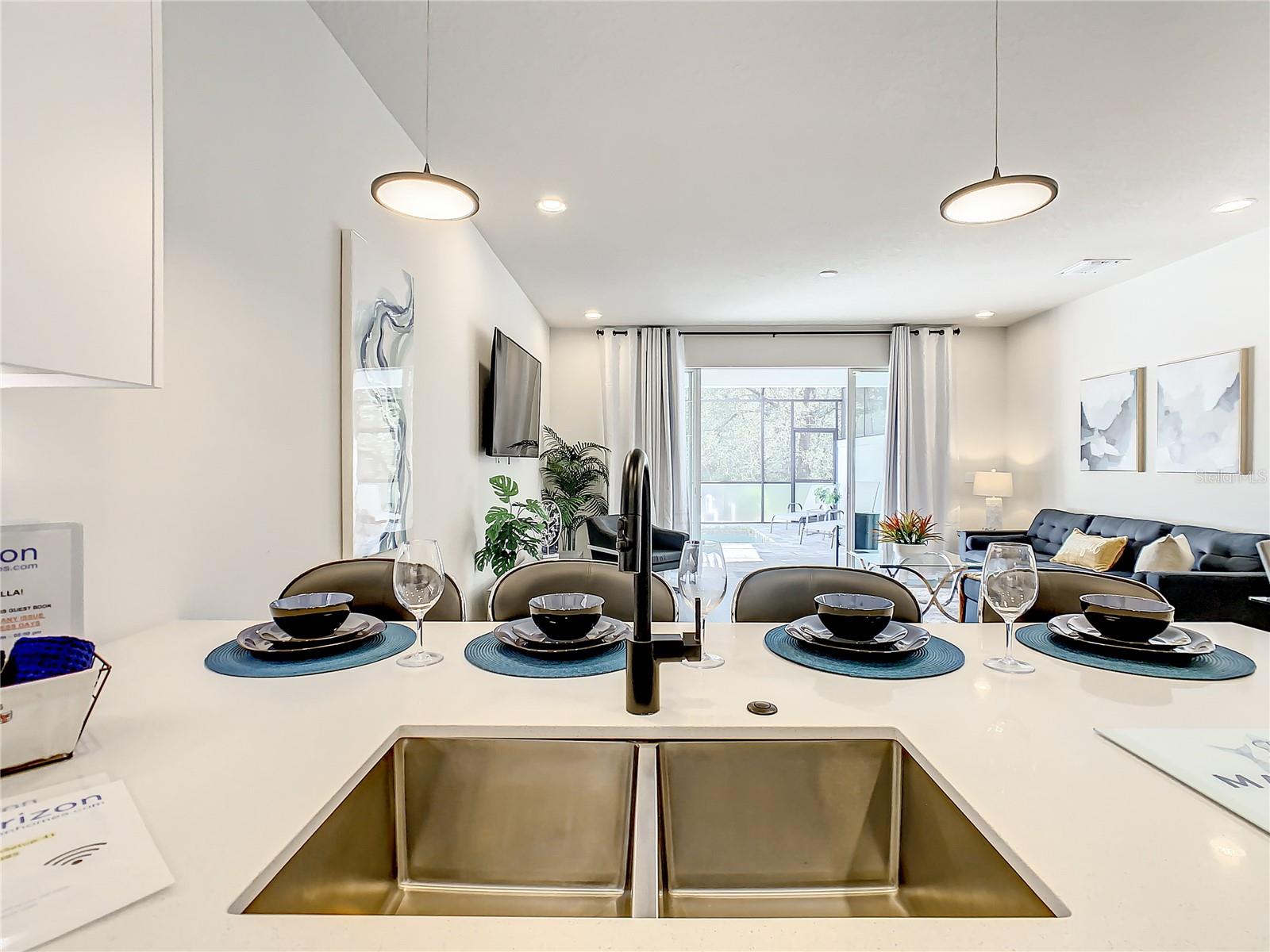 HIDDEN FOREST AT SILVER CREEK - Residential Lease