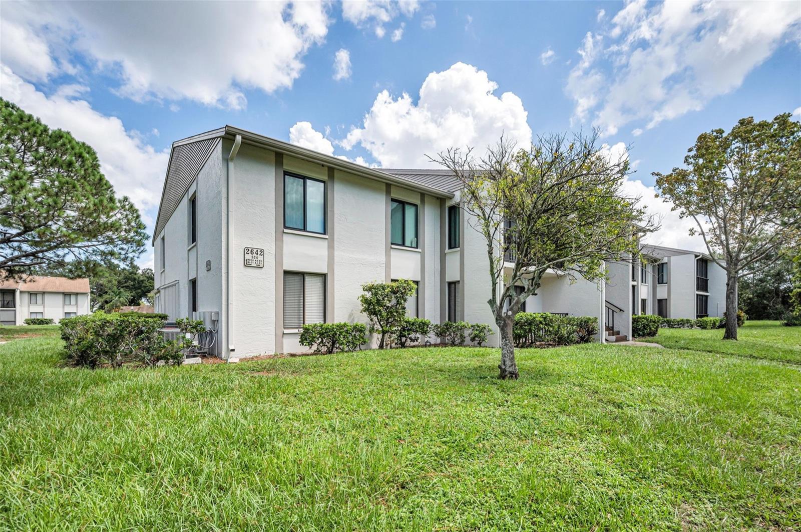 PINE RIDGE AT PALM HARBOR - Residential