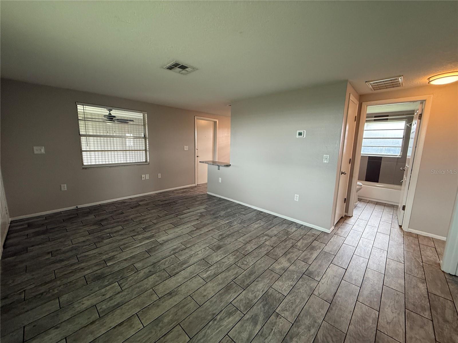 NOKOMIS - Residential Lease