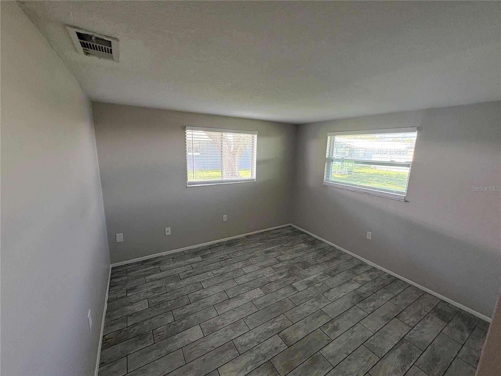 NOKOMIS - Residential Lease