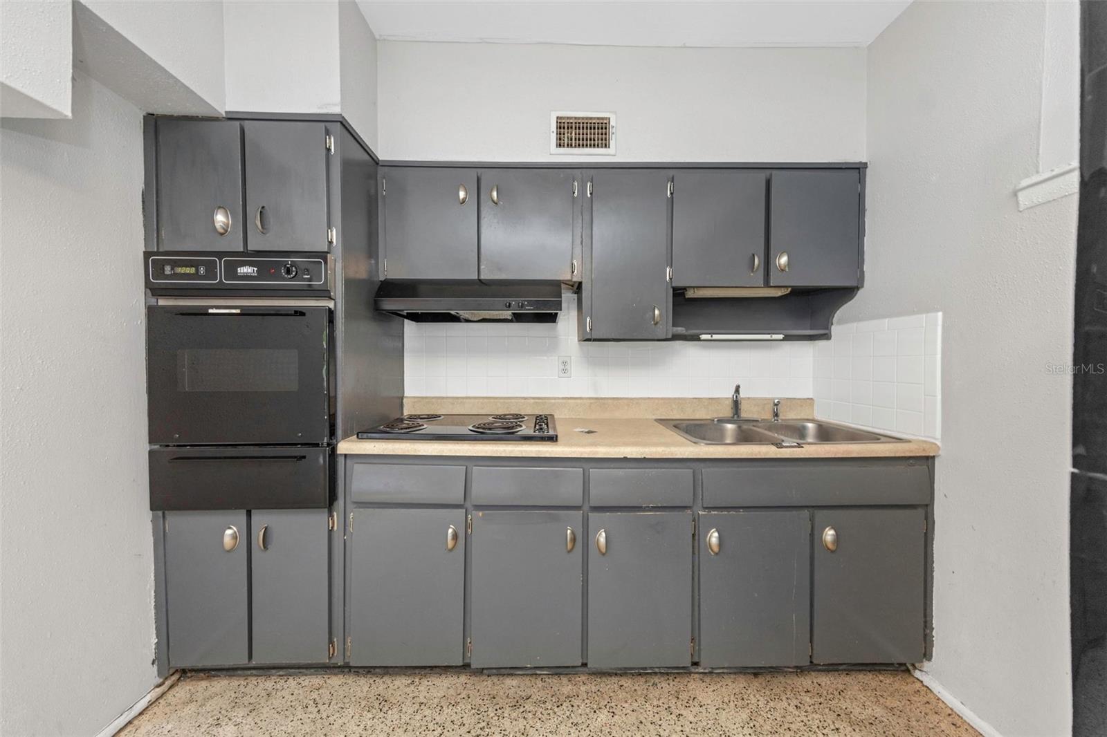 GROVE PARK SUB - Residential