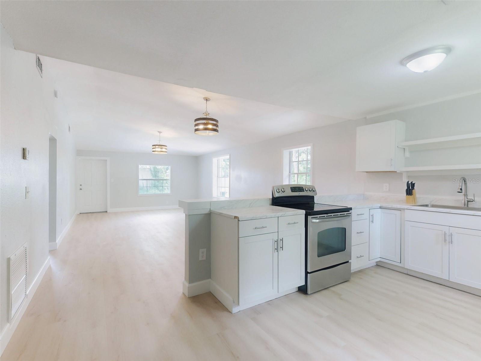 INWOOD - Residential