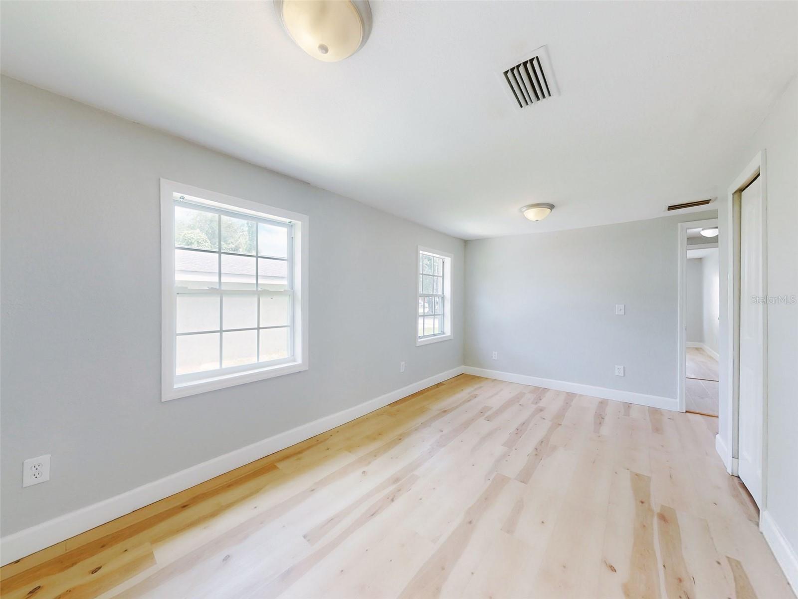 INWOOD - Residential