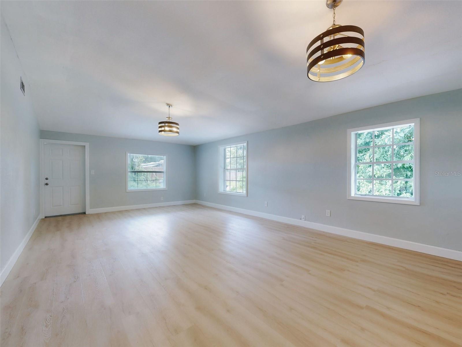 INWOOD - Residential