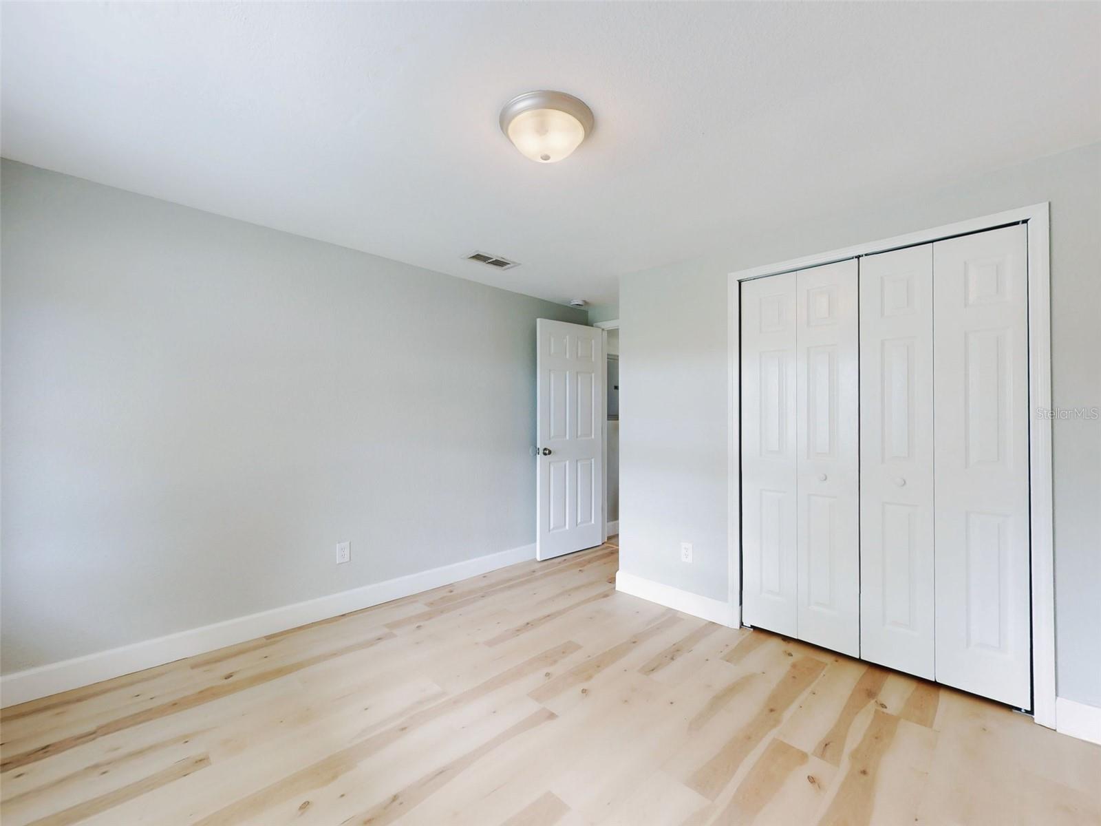 INWOOD - Residential