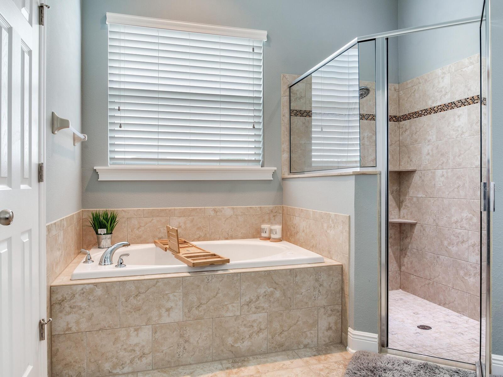 ALAFIA RIDGE ESTATES - Residential