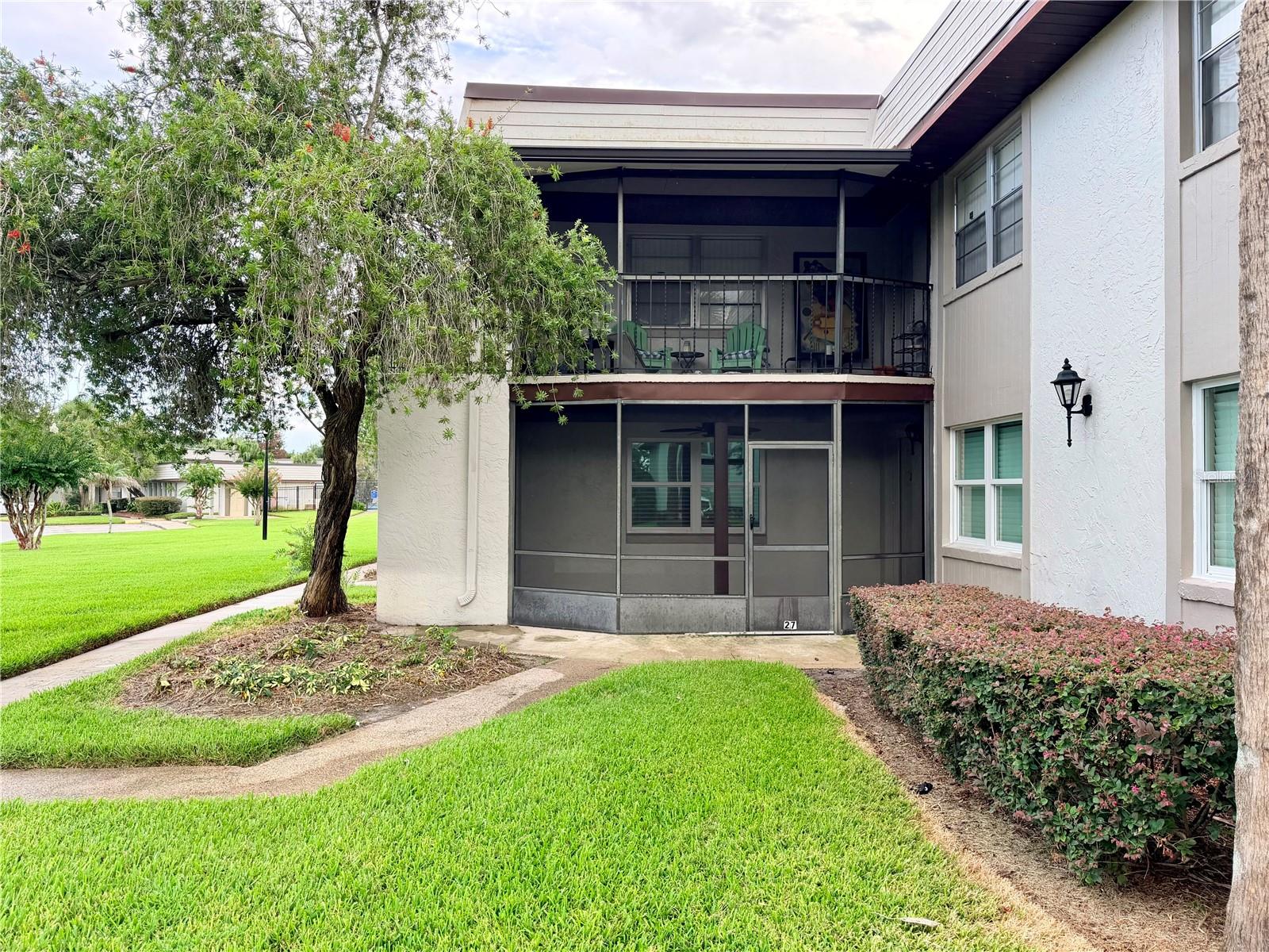 27 WINDTREE LANE 102