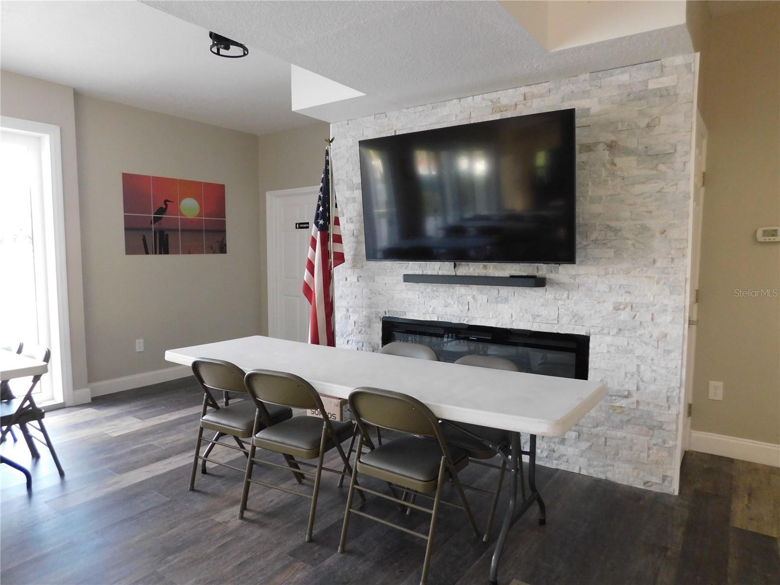 SHELTER COVE - Residential