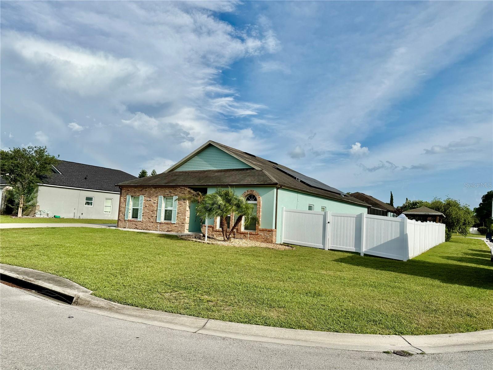 1201 LAVENDER JEWEL COURT