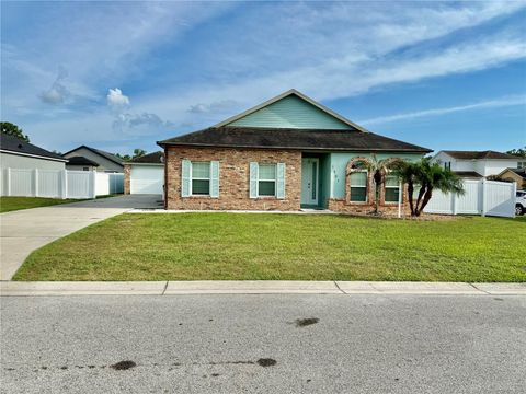 Photo of 1201 Lavender Jewel Court, Plant City, FL 33563 (MLS # L4953360)
