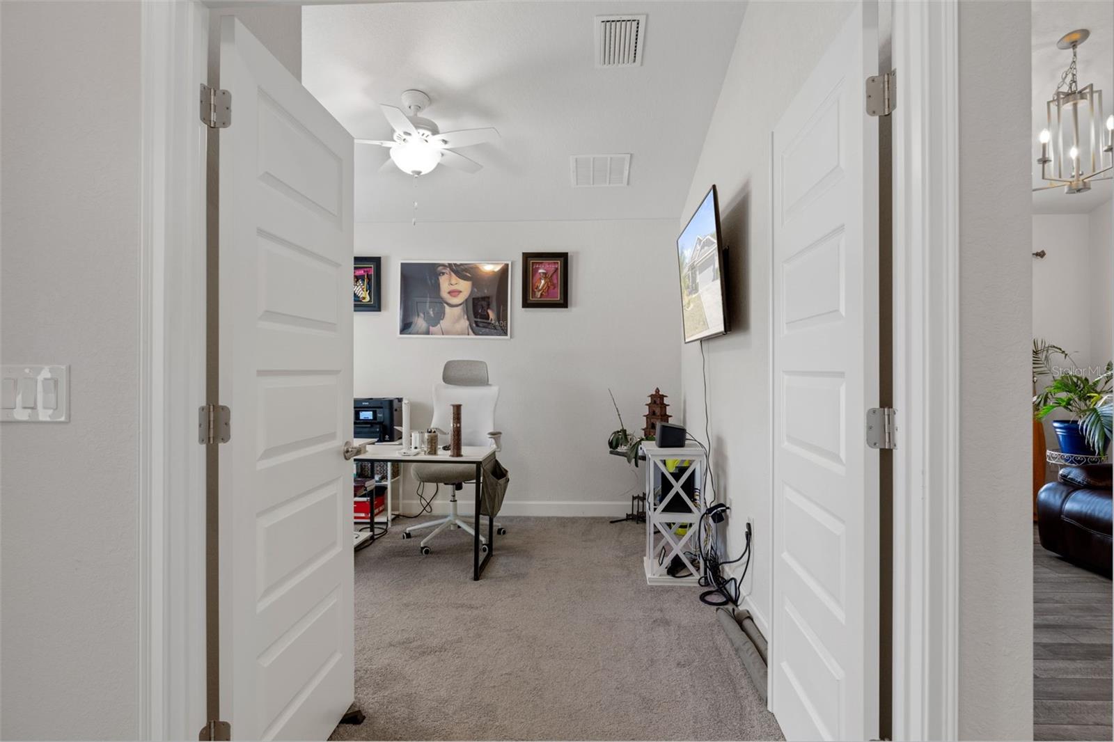 CRYSTAL GLEN - Residential