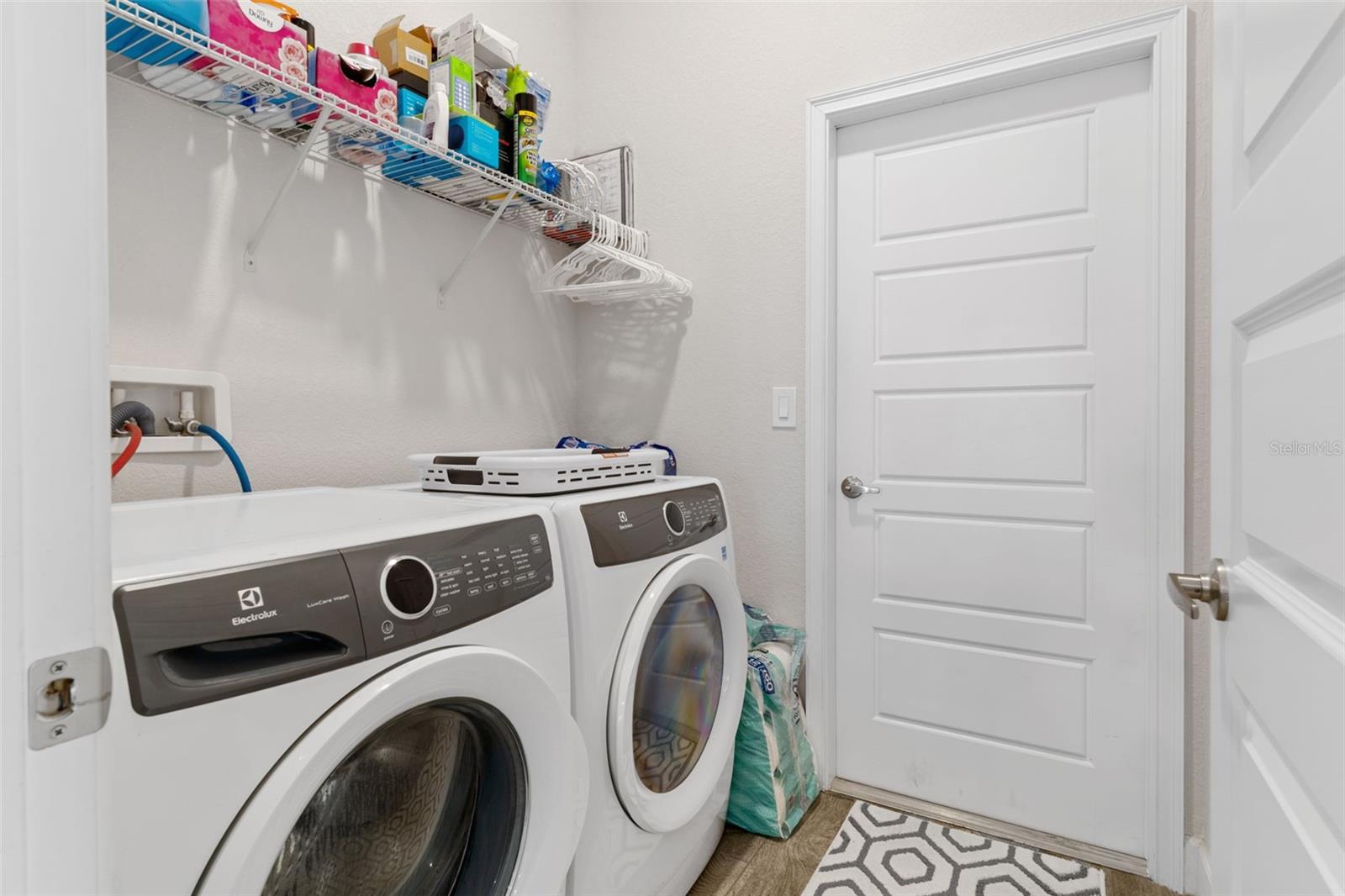 CRYSTAL GLEN - Residential