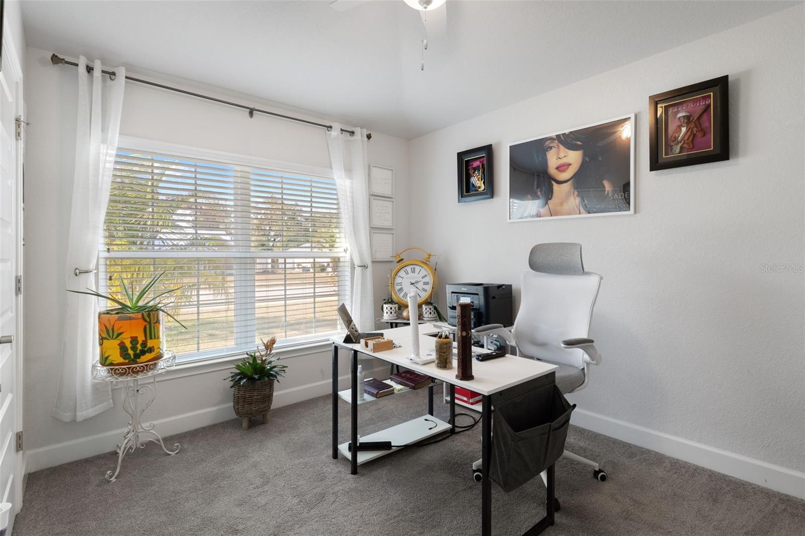 CRYSTAL GLEN - Residential