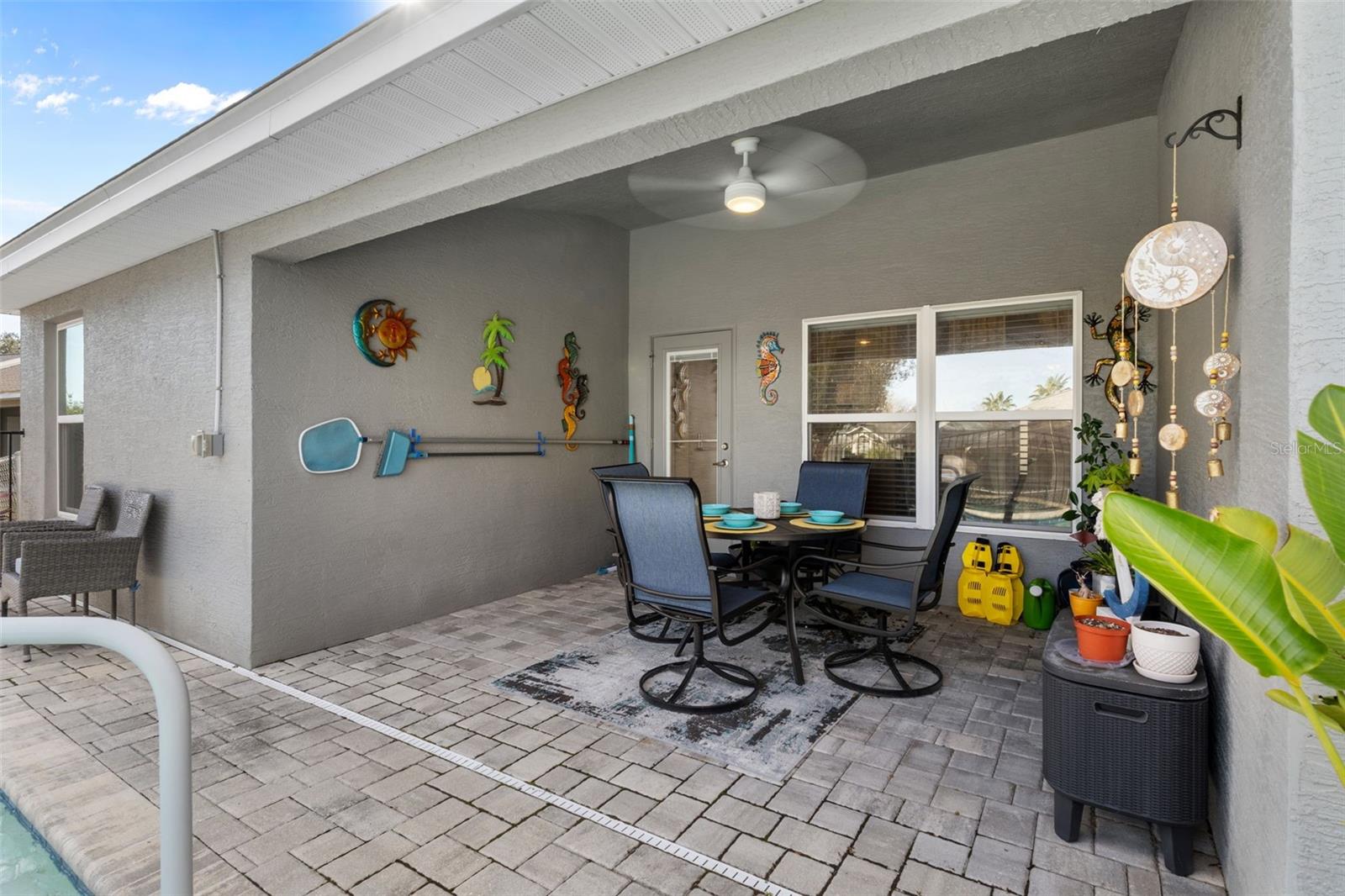 CRYSTAL GLEN - Residential