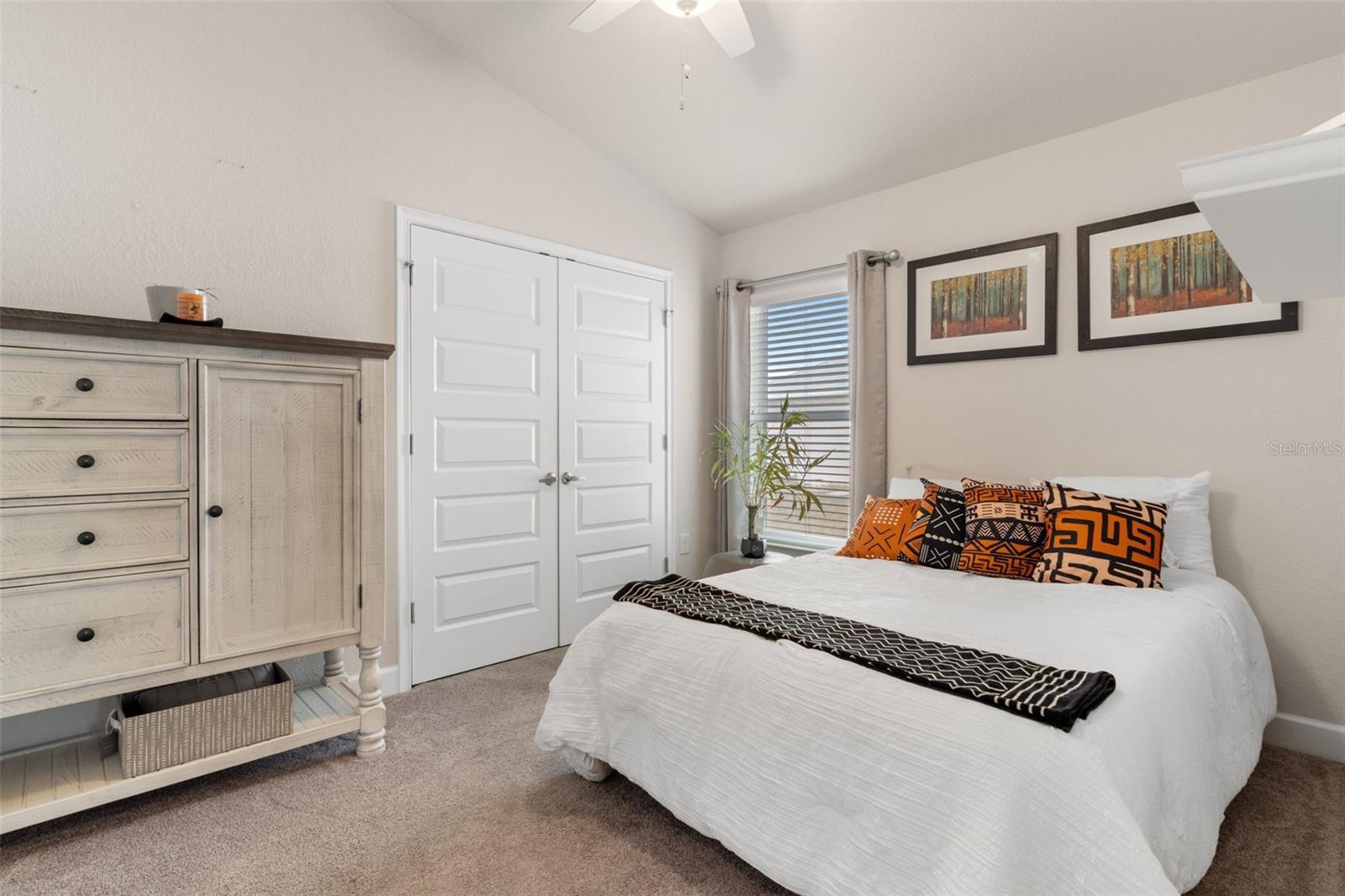 CRYSTAL GLEN - Residential