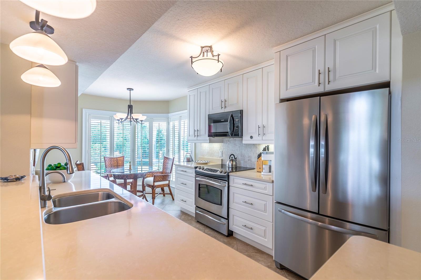 MOORINGS ON LAKE MAITLAND CONDO - Residential