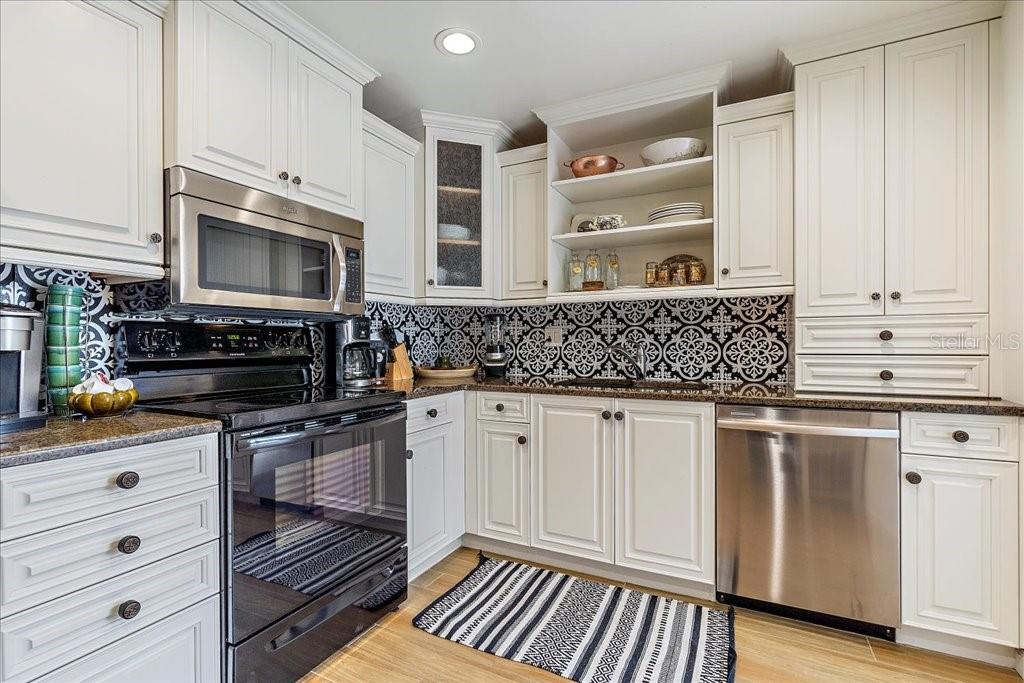 BELLEVUE TERRACE - Residential