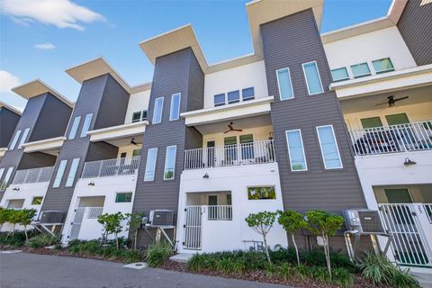 Photo of 29 29th Street N, St Petersburg, FL 33713 (MLS # TB8445329)