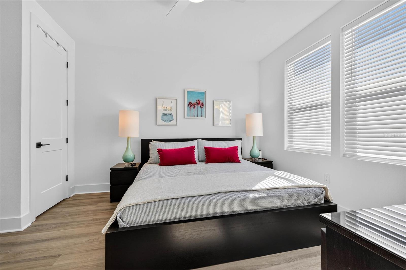 DRIFTWOOD ON CENTRAL - Residential