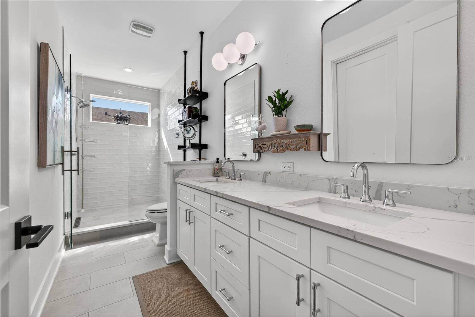 DRIFTWOOD ON CENTRAL - Residential