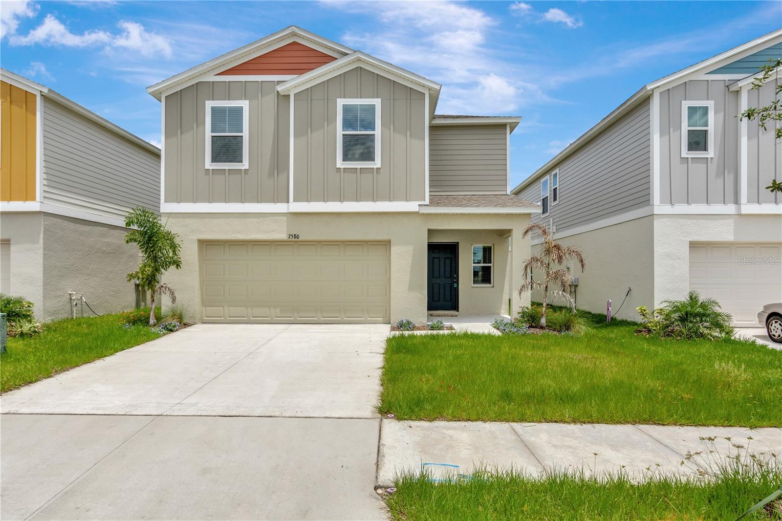 Welcome to Pasadena Point, a community WITH NO CDD and LOW HOA. This almost brand new home, built in 2023 is ready for a quick sale! The home features 4 bedrooms, 2.5 bathrooms with quartz countertops throughout, all-new GE appliances, an a spacious laundry room, and a generous upstairs recreation space for the entire family. The master suite features an adjoining master bath with a walk-in shower, double vanities, and an oversized walk-in-closet. Amenities include, community pool, playground and a clubhouse for resident use. Location is key, as it is located off of Overpass Road in Wesley Chapel, FL. This property is within a short distance from plenty of shopping, dining, and recreational options such as, Wesley Chapel District Park(about 5 miles), Zephyr Commons(about 5 miles), The Grove at Wesley Chapel(about 8 miles)and The Shops at Wiregrass(within 10 miles).
Schools in the area: New River Elementary, Centennial Middle, Zephyrhills High, Academy at the Farm, Innovation Preparatory Academy, Kirkland Ranch Academy of Innovation.
Schedule your showing today!