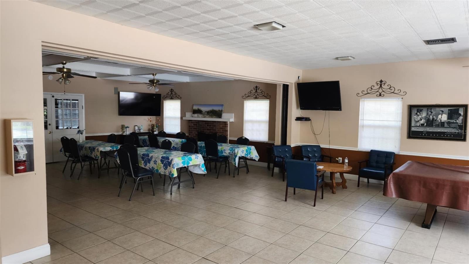 WOODSIDE VILLAGE CONDO - Residential