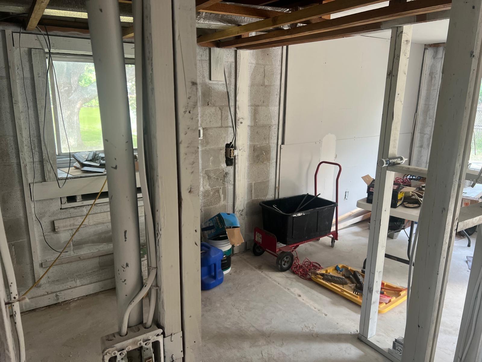 WOODSIDE VILLAGE CONDO - Residential