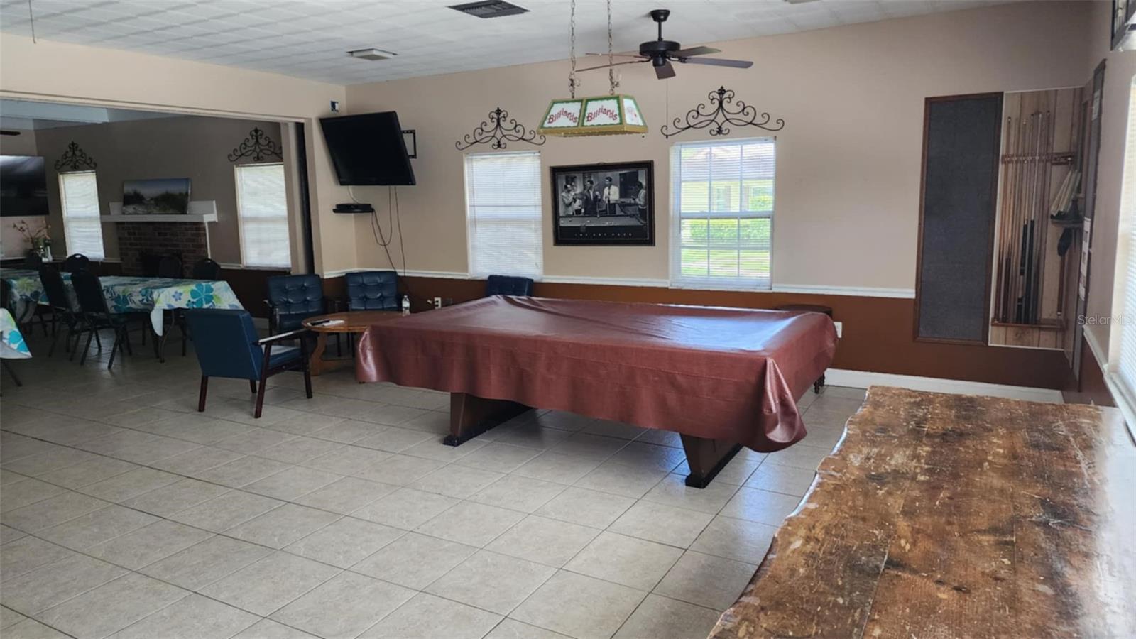 WOODSIDE VILLAGE CONDO - Residential