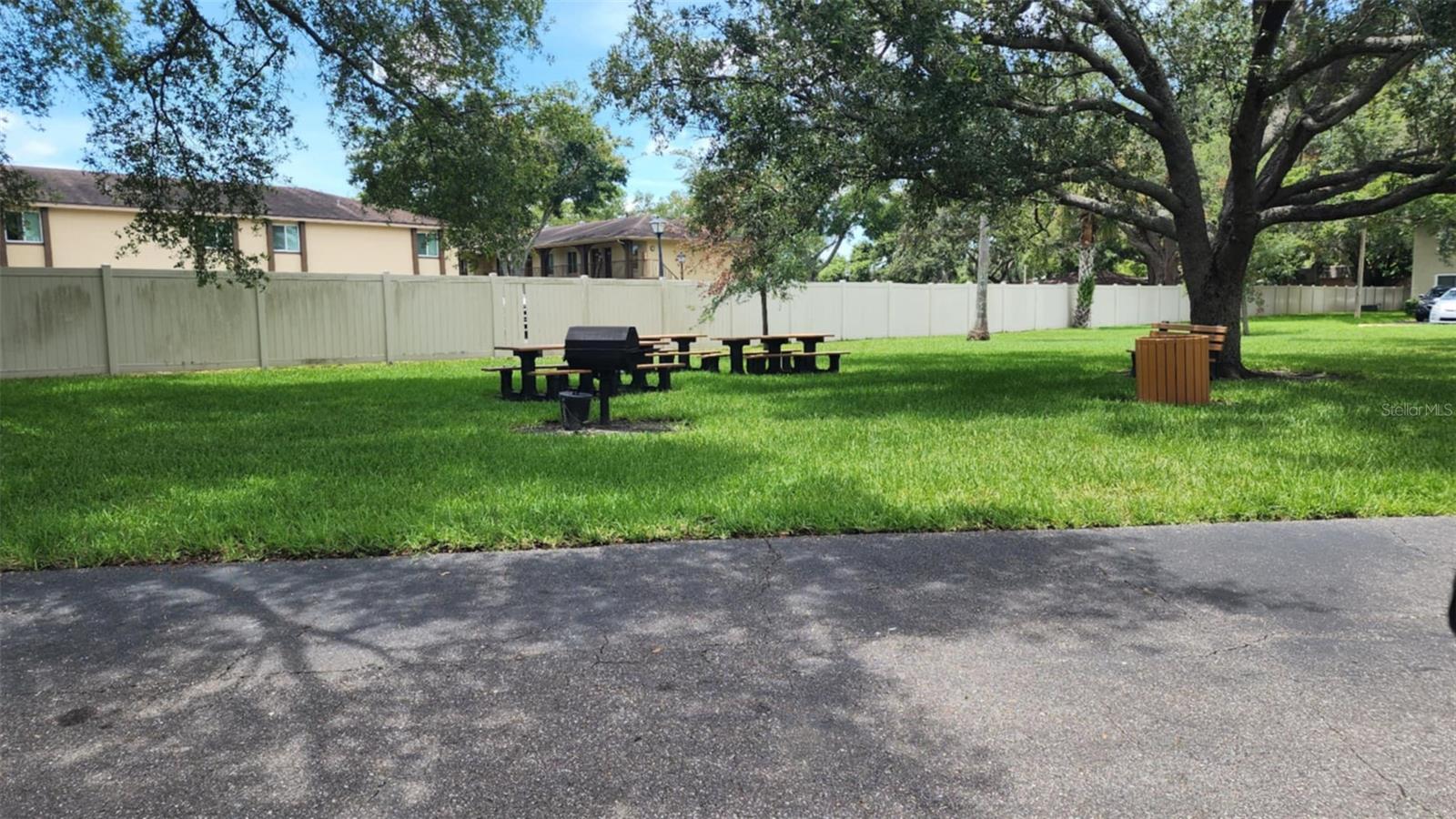 WOODSIDE VILLAGE CONDO - Residential