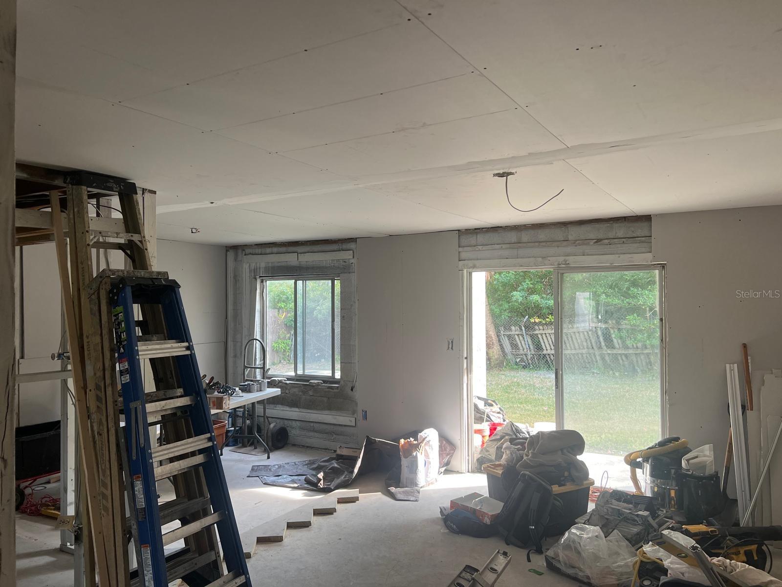 WOODSIDE VILLAGE CONDO - Residential