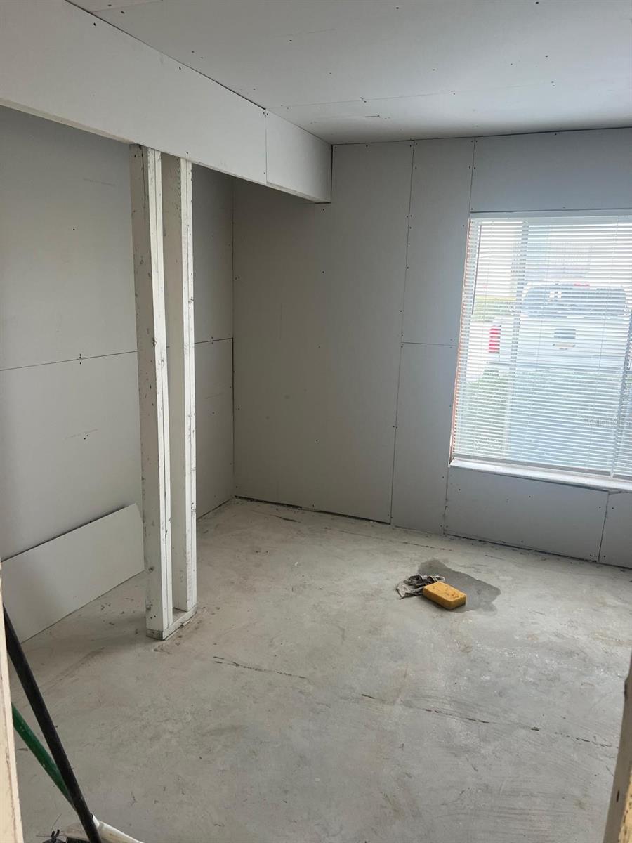 WOODSIDE VILLAGE CONDO - Residential