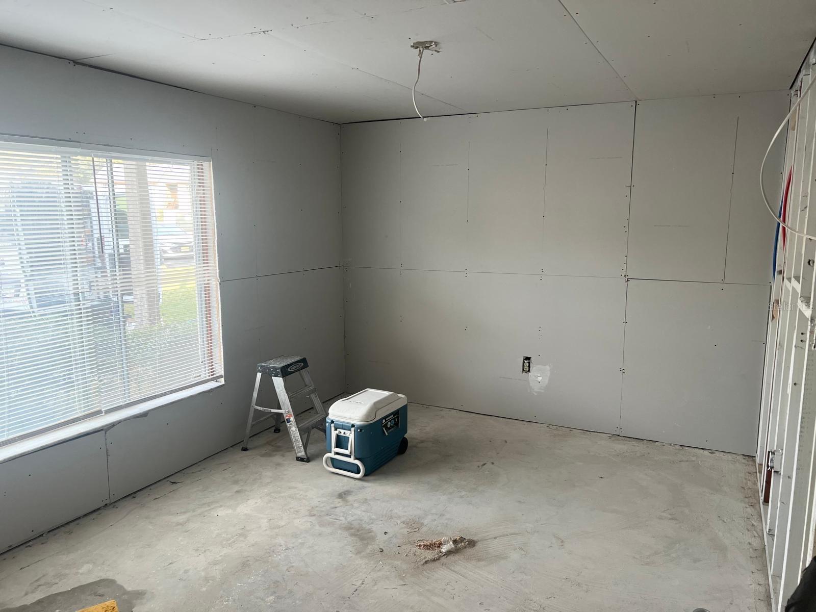 WOODSIDE VILLAGE CONDO - Residential