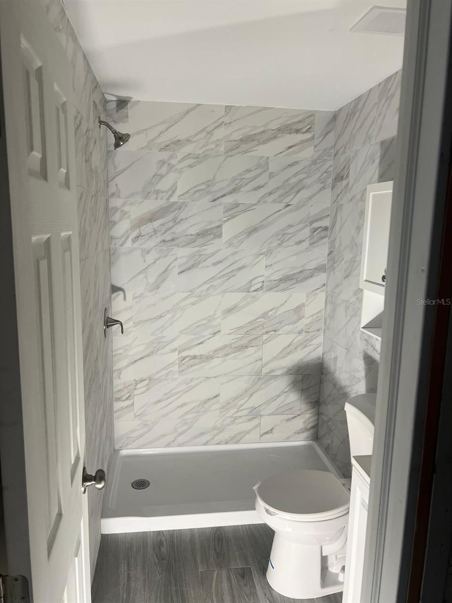 WOODSIDE VILLAGE CONDO - Residential