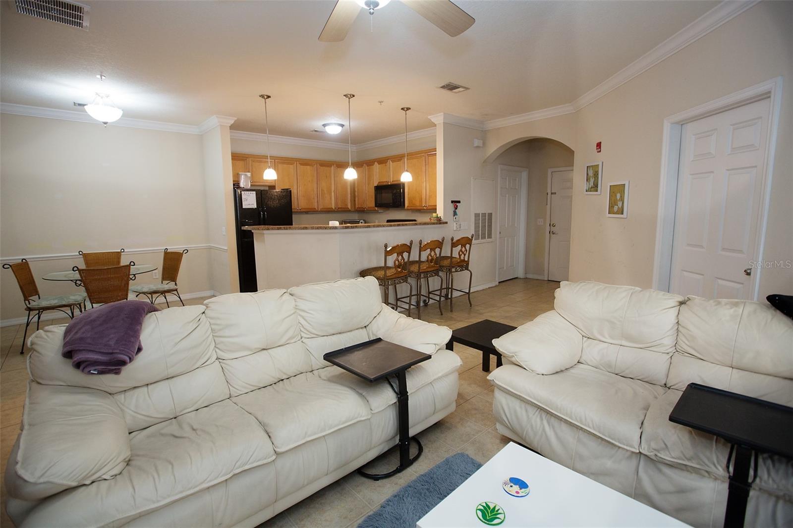 CAMPUS VIEW CONDOS - Residential Lease