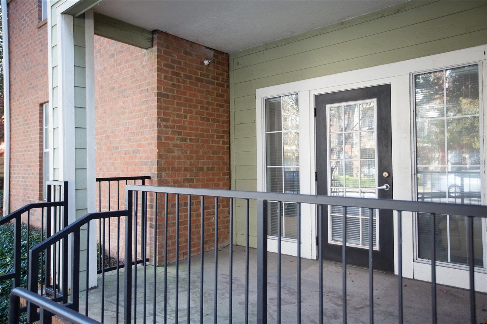 CAMPUS VIEW CONDOS - Residential Lease