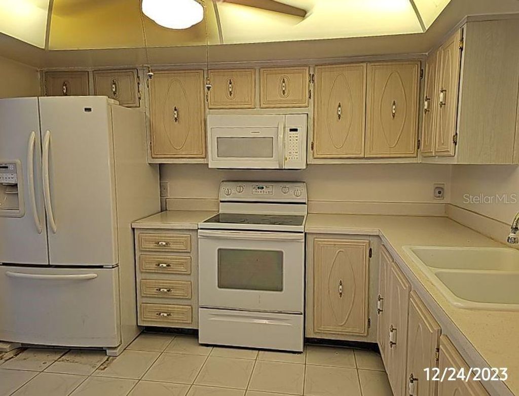 Photo of 801 83rd Avenue N #120, St Petersburg, FL 33702 (MLS # U8225021)