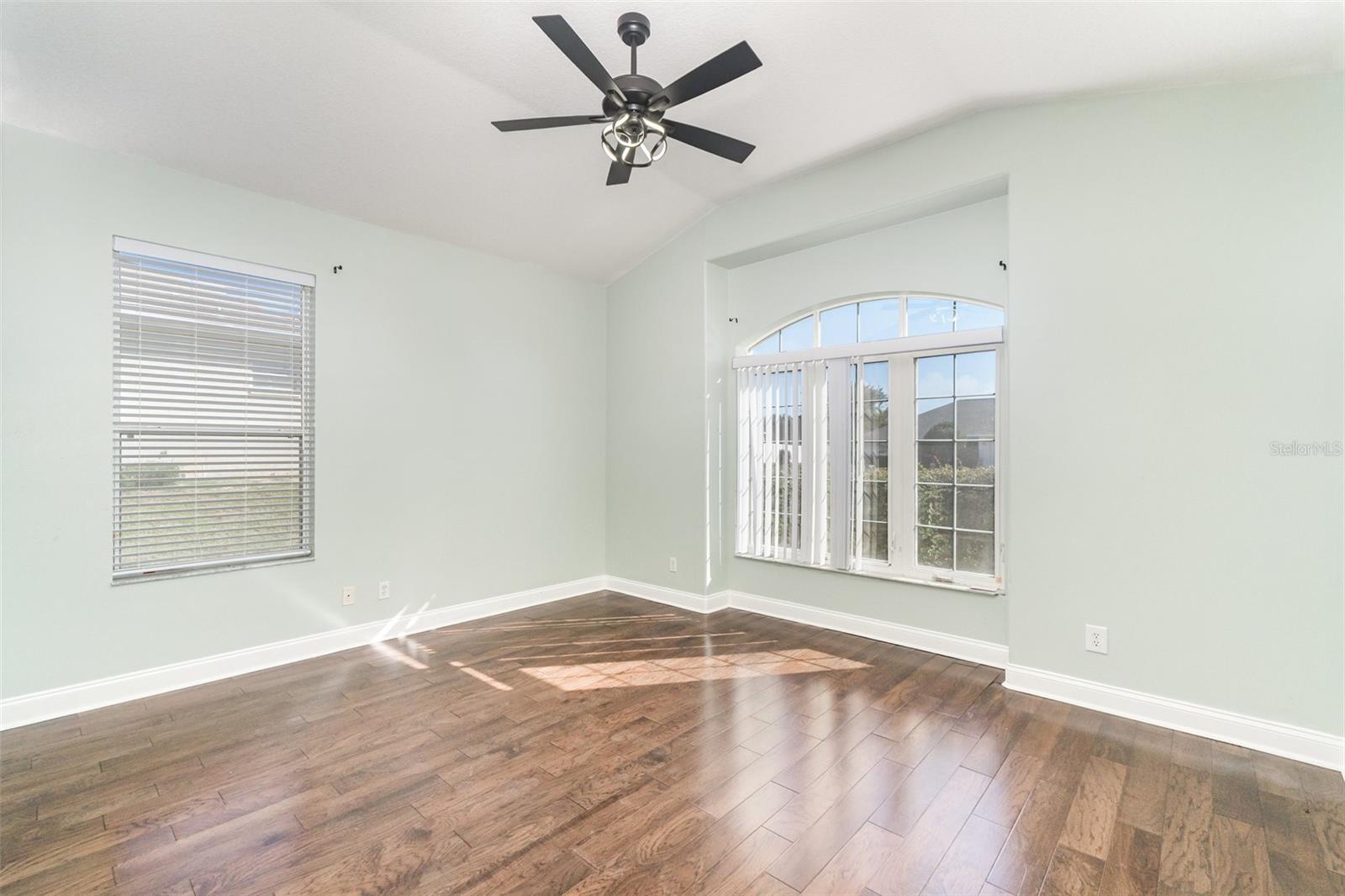 MAJESTIC OAKS FOURTH ADD - Residential