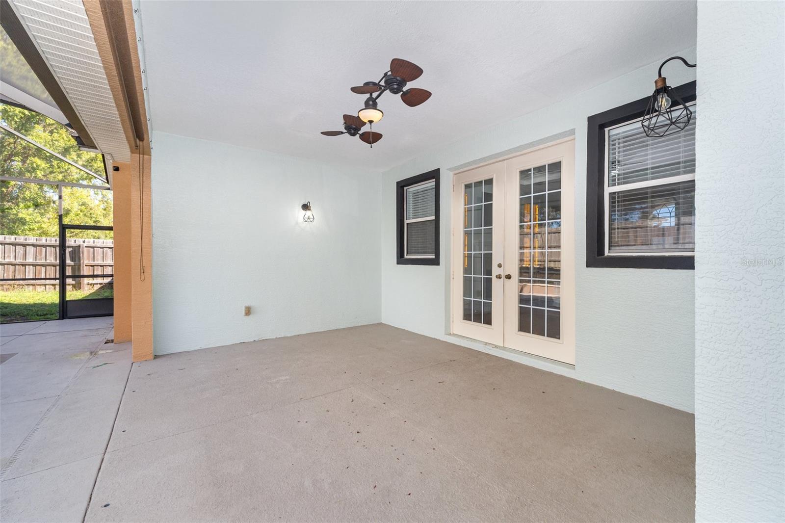 MAJESTIC OAKS FOURTH ADD - Residential