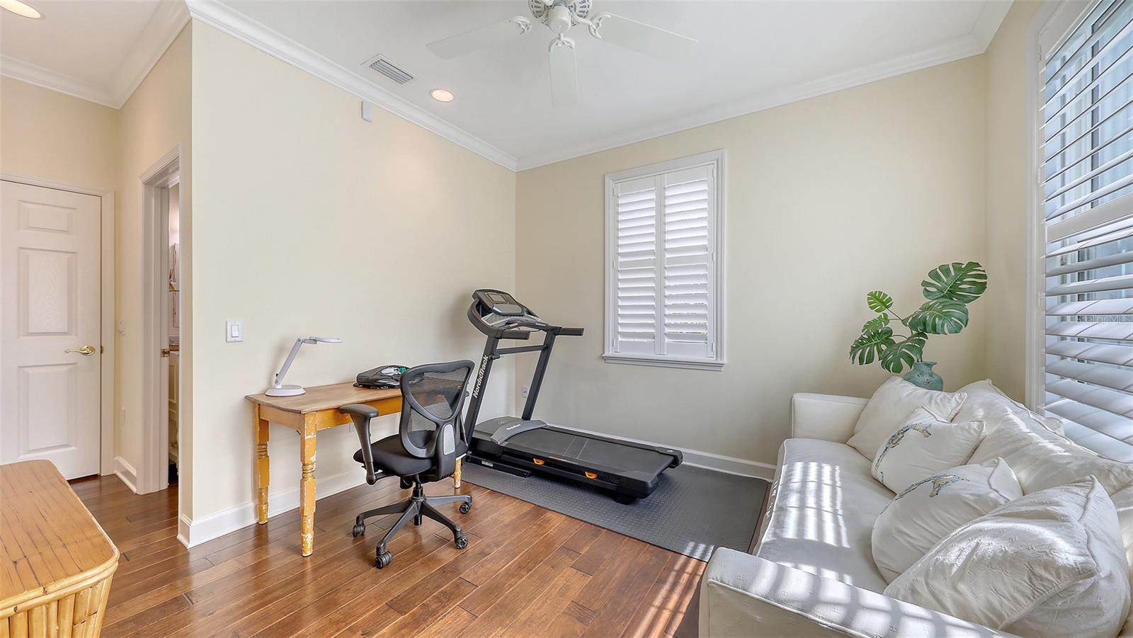 HAWTHORN PARK PH I - Residential