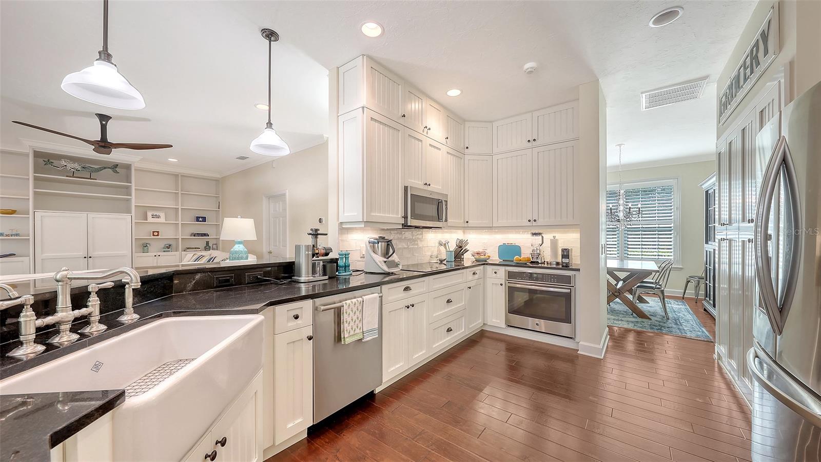 HAWTHORN PARK PH I - Residential