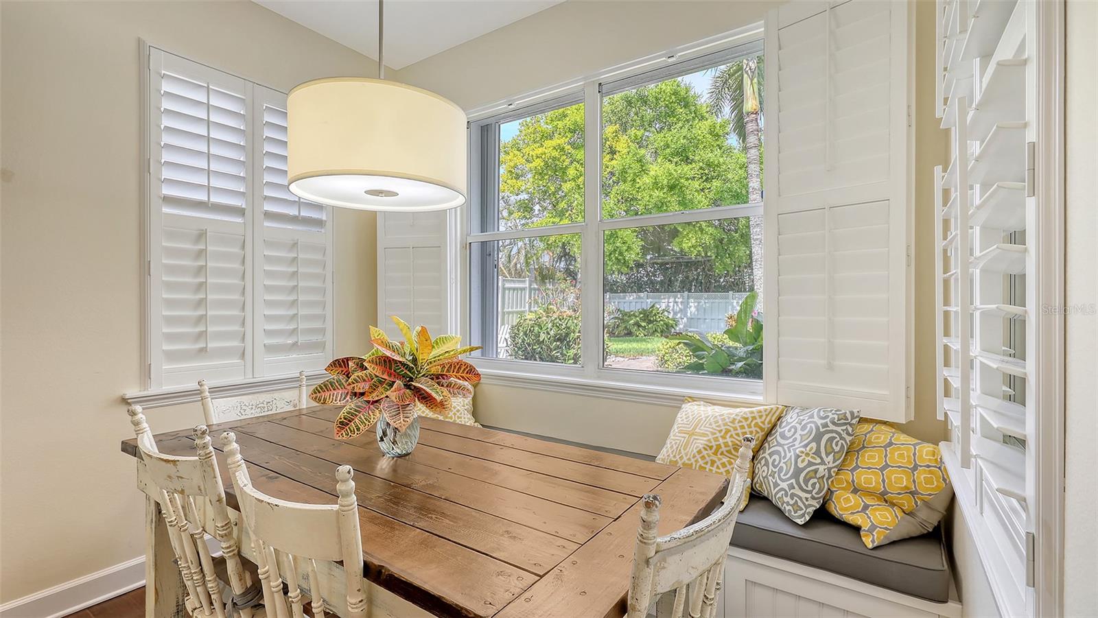 HAWTHORN PARK PH I - Residential